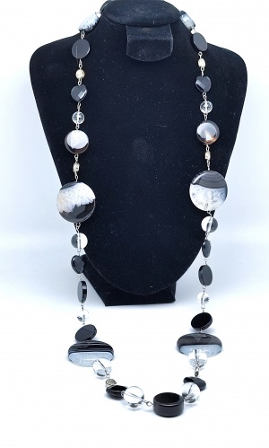 Бусы из агата и горного хрусталя