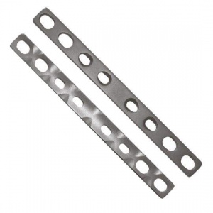 Пластина прямая узкая 10х3 мм, дл. 38 мм, 3 отв.